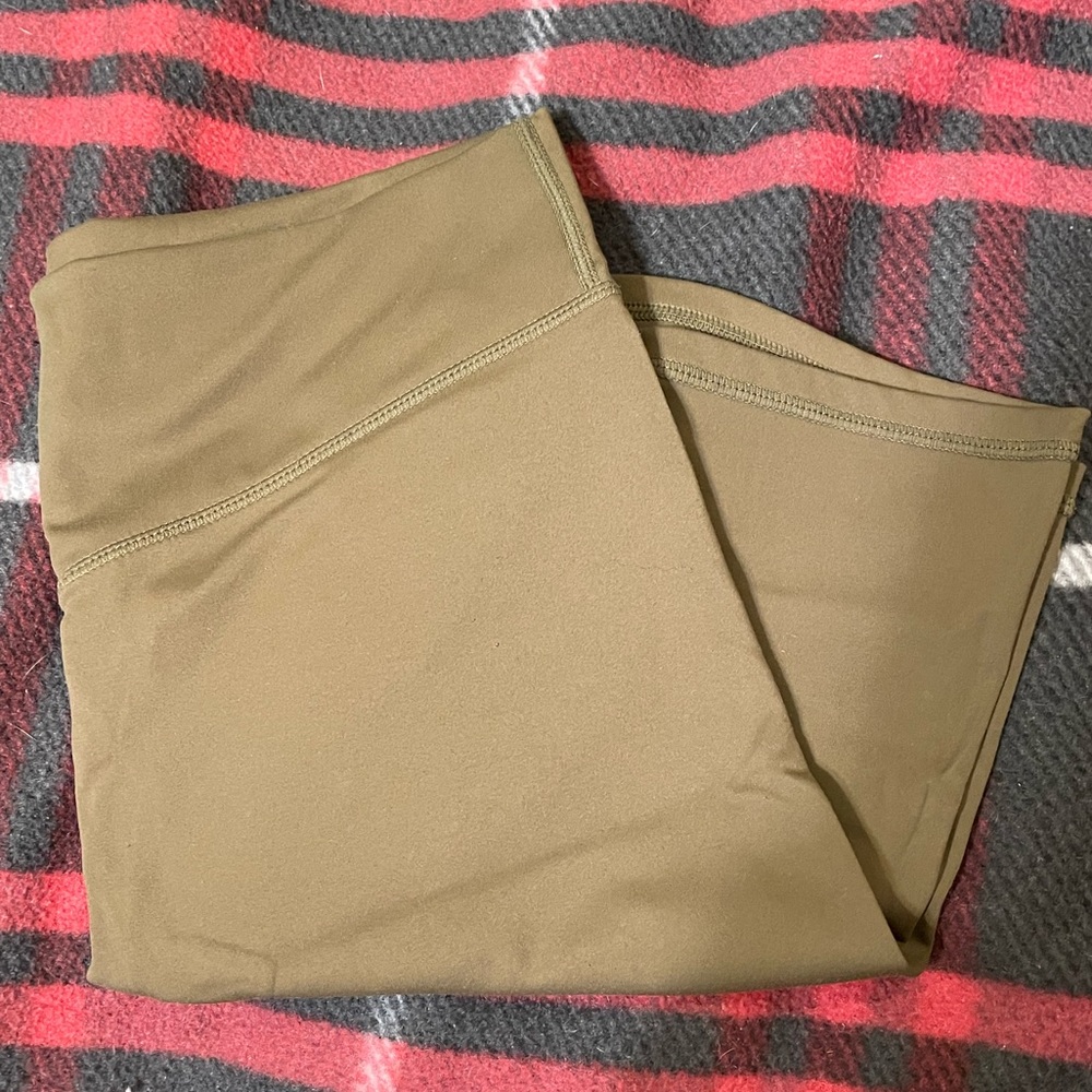 Balance Athletica (vitality) biker shorts